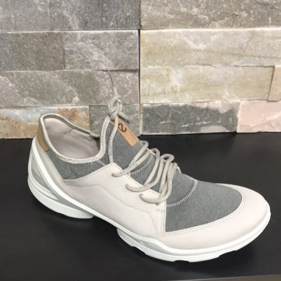 ECCO Women's Biom Street Sneakers - Picture 6 of 7